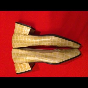 🔥PRICE DROP🔥💥VINTAGE💥70’s💥CROCO Leather Shoes